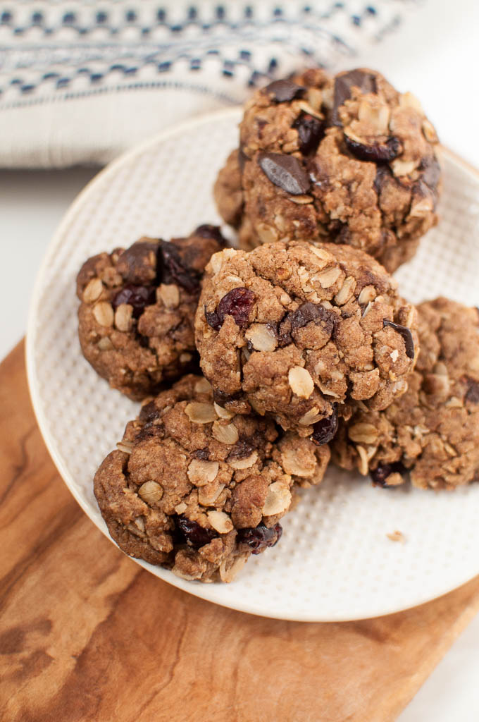  Oatmeal chocolate chip and cranberry cookies 