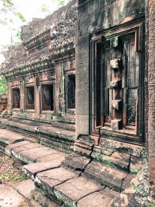 colors angkor wat
