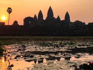 sunrise angkor wat